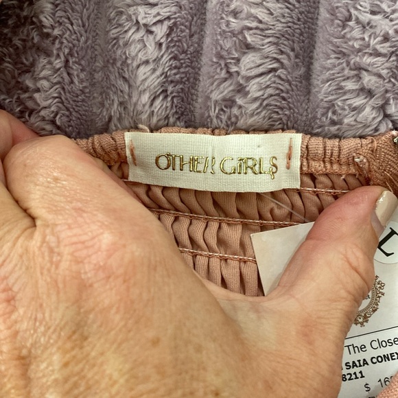 Brazilian cropped top with wrap bishop sleeves - Picture 8 of 11